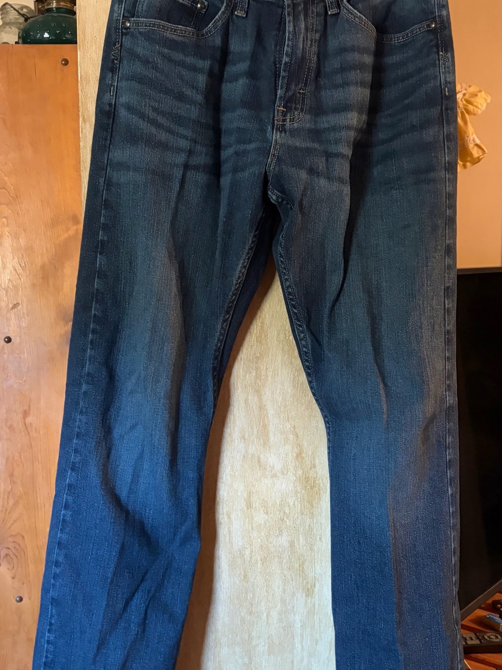 Wrangler Men's Straight Jeans in Dark Blue Wash